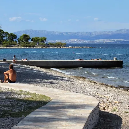 Apartman With Parking Space Supetar, Brac - 19013 Supetar